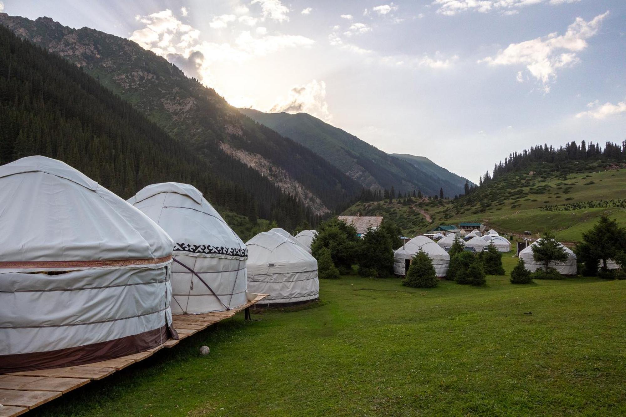 Eco Yurt Camp Arashan Hotel Teploklyuchenka Exterior photo