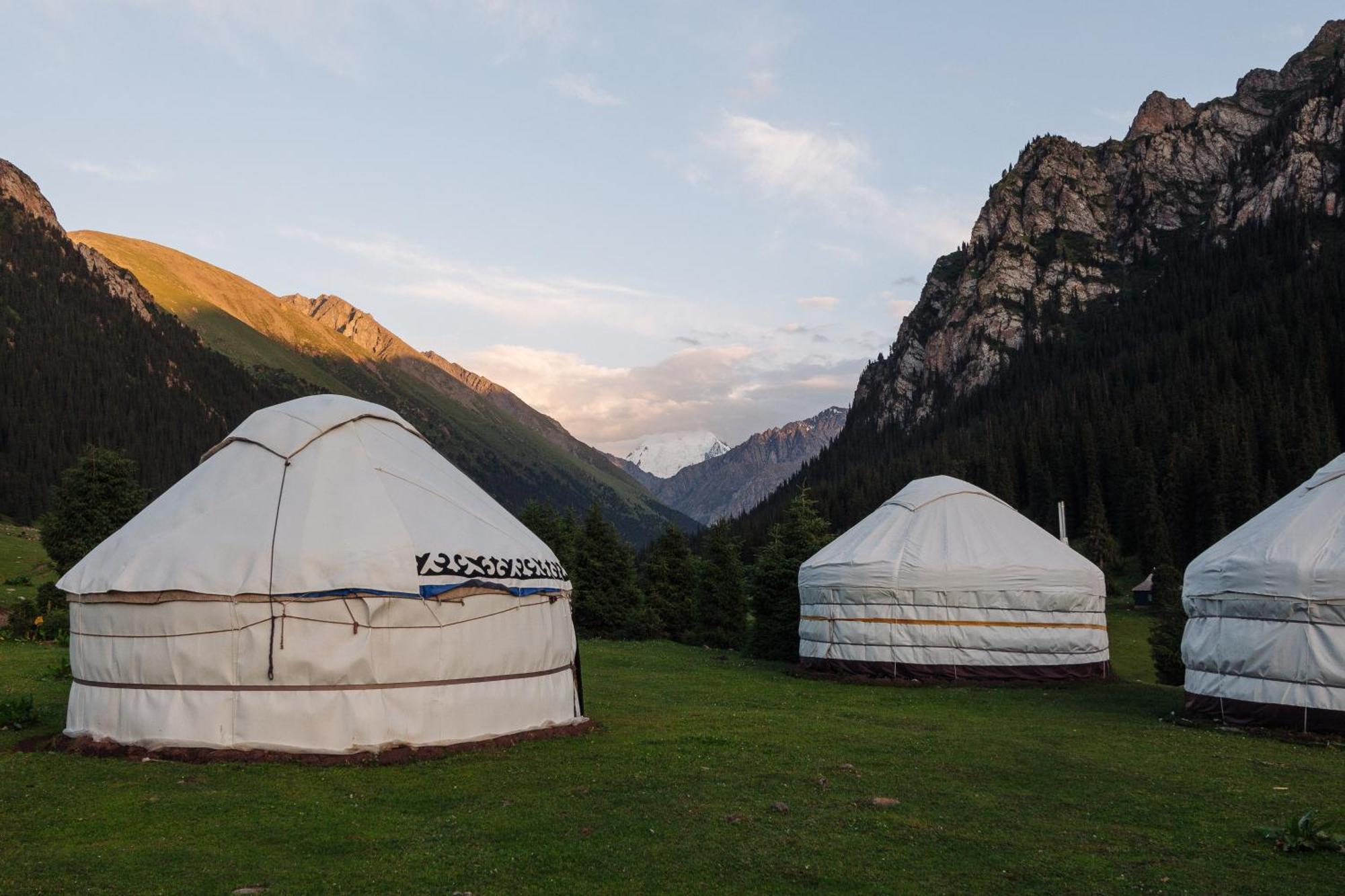 Eco Yurt Camp Arashan Hotel Teploklyuchenka Exterior photo